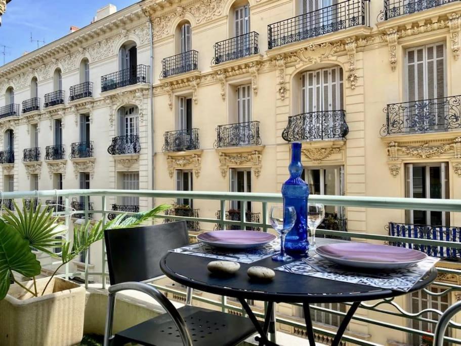 Magnificent Apartment - Carre D'Or Nizza Exterior foto